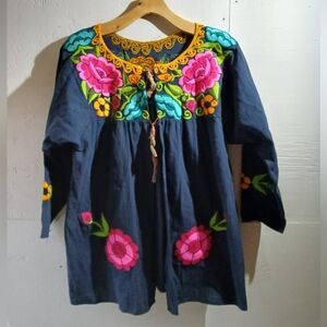 Floral Embroidered Tunic Top ( Bag C )